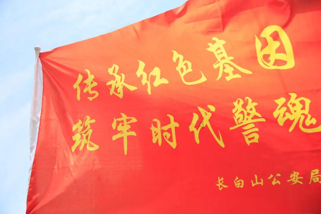 梁安琪宣布接班人!让奚梦瑶全权接手赌王家族产业!