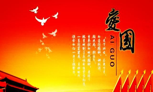 55岁伊能静“唐装”出镜,被指像艺伎备受争议,嘴角耷拉妆容显老